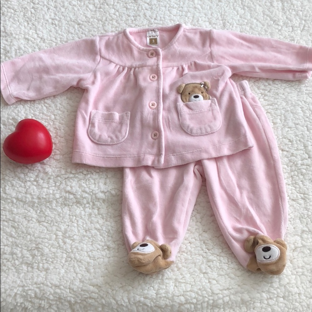 Carter’s 0-3 months matching set